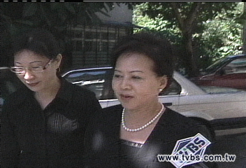 謝憂憤閉關　游芳枝：再幾天復出