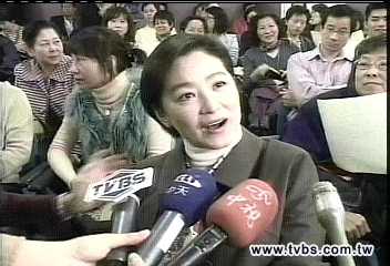 低調深居簡出　林青霞美麗依舊