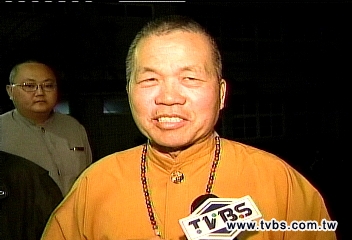 挺馬挺謝? 混元禪師不預言不表態