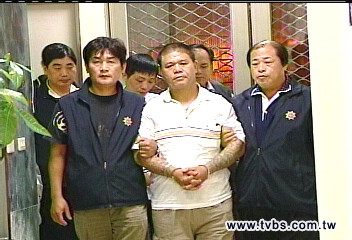 翁財記老董 涉嫌養黑幫討債