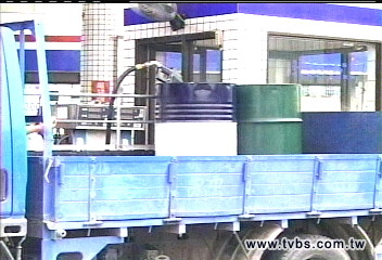 防囤油 經部監控42家發油超量站