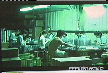 囚僱非法勞工 8人如家奴遭剝削