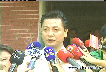今天內查明！　藍委：再爆綠卡劉下台