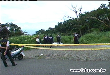疑刺胸再自焚 母行動不便遭波及