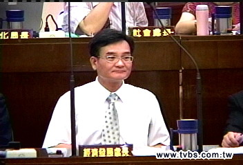 議員欲趕黃晴曉走　胡志強怒摃