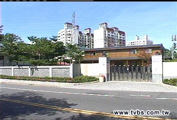 豪華工務所 檢:招待官員酒色賭