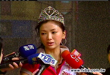 選美小姐遭恐嚇　冠亞軍怒棄后冠