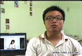拍正妹揚名海外　攝影集法國獲獎