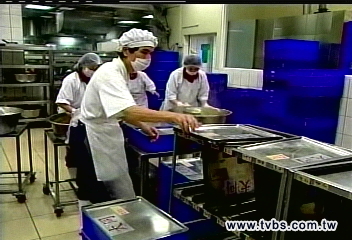 營養午餐流標　9成學校沒飯吃