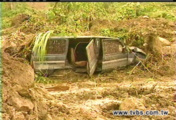 辛樂克颱/〈快訊〉豐丘明隧道崩埋3車 7失蹤者皆罹難