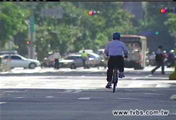 無車日封街!單車族樂 汽機車怨