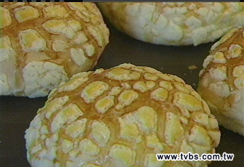 「菠蘿、泡芙絕沒用」 糕餅公會怒