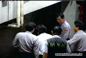 繼續羈押 邱義仁抗告高院駁回