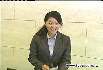 30歲生技女經理　爬刀梯當法師