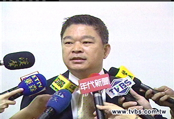 南霸天曾振農落海身亡　藍綠錯愕