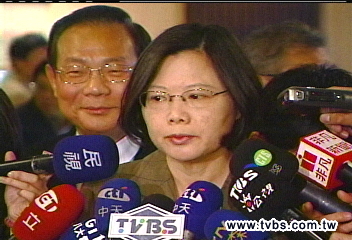 蔡英文盼扁:休養後面對艱困司法