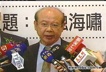 致靚認罪協商　珍律師團頻頻解任