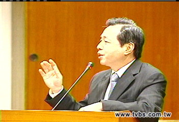 綜所稅降1%營所稅降5%　遭批不公