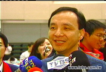 學生追問「下一步」? 朱立倫打太極