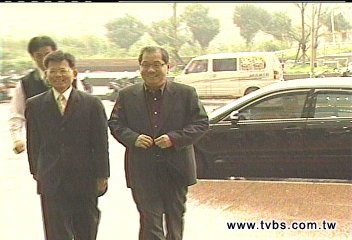 老秘書長回鍋 吳乃仁低調避鏡頭