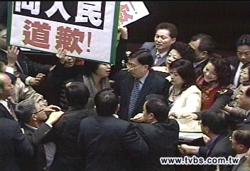 〈獨家〉擋爭議法案 民進黨不惜天天流血