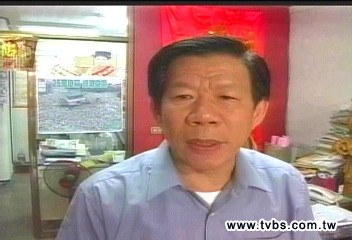 離題! 律師猛拿邱毅假髮做文章
