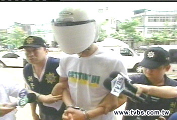 悲劇！因錢、車起口角　逆子勒斃母親