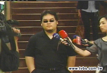 假富豪詐騙 郭開源出庭低調不答