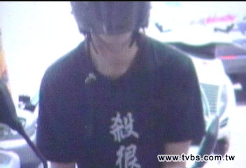 飛車行搶「殺很大」　反遭辨識逮捕