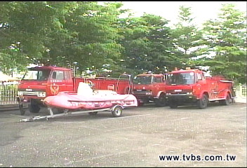 報廢公務車成肥羊 黑道圍標牟利