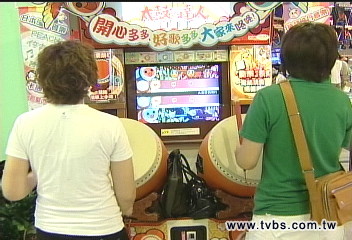 網咖、KTV、保齡球一票到底　搶人搶錢