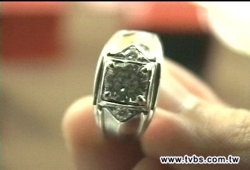 「摩星鑽」以假亂真　上百家當舖受騙