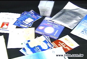 愛美靠「膜」護膚　去角質膜多含酸