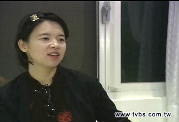 璩美鳳淡水「光碟屋」 8折法拍吸睛