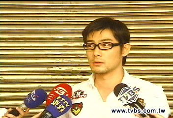 偵查不公開？施易男遭竊　追問被警嗆