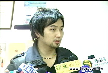 偷跑PO道歉信 李進良首現身
