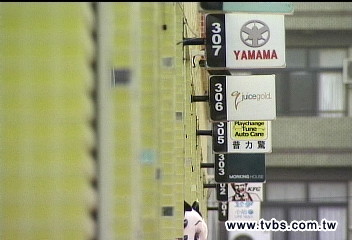 住宿像逛街 Motel打造山寨商店風