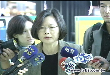 蔡英文訪日前　批馬「消費」雙英會