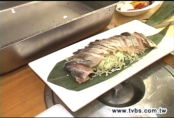 鱘龍魚新吃法！　魚片涮麻辣、藥補鍋