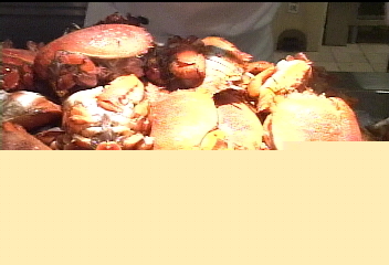 「旭蟹吃到飽」 飯店割喉搶母親節