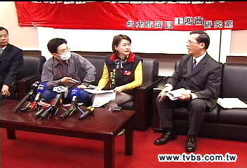 「110忙線中」員警Call不來 小偷溜了