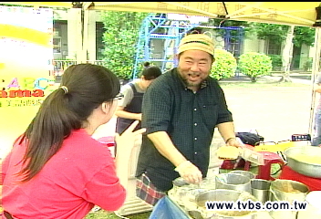 「背債3000萬」 趙舜賣涼麵求溫飽