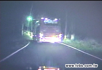 墓仔埔也敢去！GPS選路　嚇壞陸客