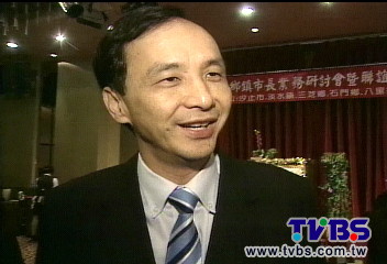 〈獨家〉朱立倫選戰手冊曝光　活像美食指南