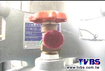 鋼瓶旋鈕鬆脫引氣爆　消防署通令查