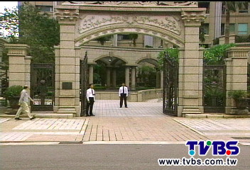門禁控管有漏洞？　帝寶淪陷「變色」