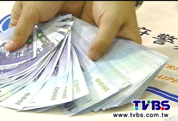 謊稱「現金借貸」 詐騙百人千萬