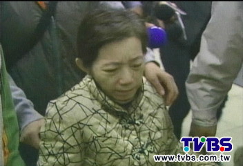 兩案定讞後　吳淑珍攜子首度探扁