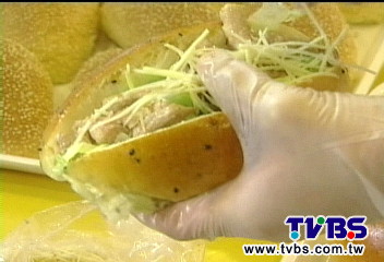 〈獨家〉耶誕節吃台味　薑爆麻油做麵包
