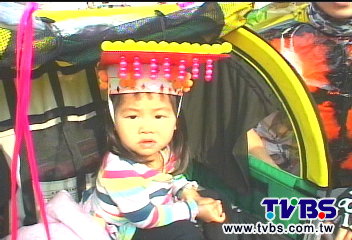媽祖遶境／5千人騎鐵馬　女童扮小媽祖出巡